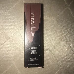 Liquid lipstick